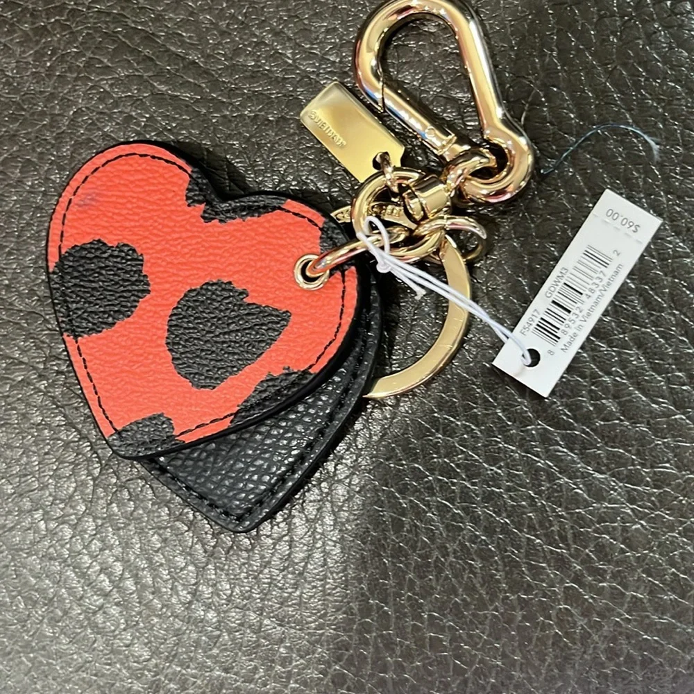 Coach has tags
